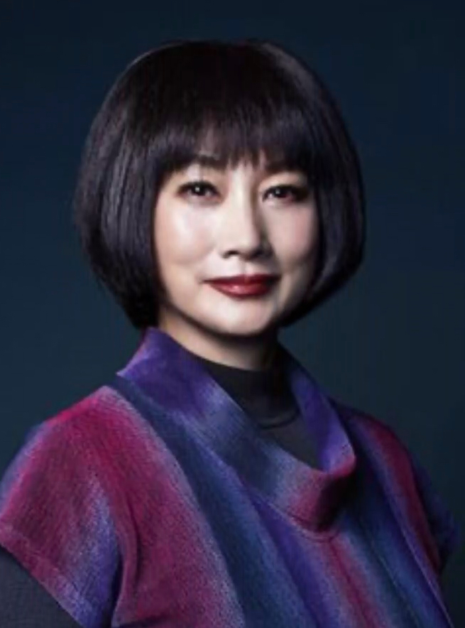 余貴美子さん